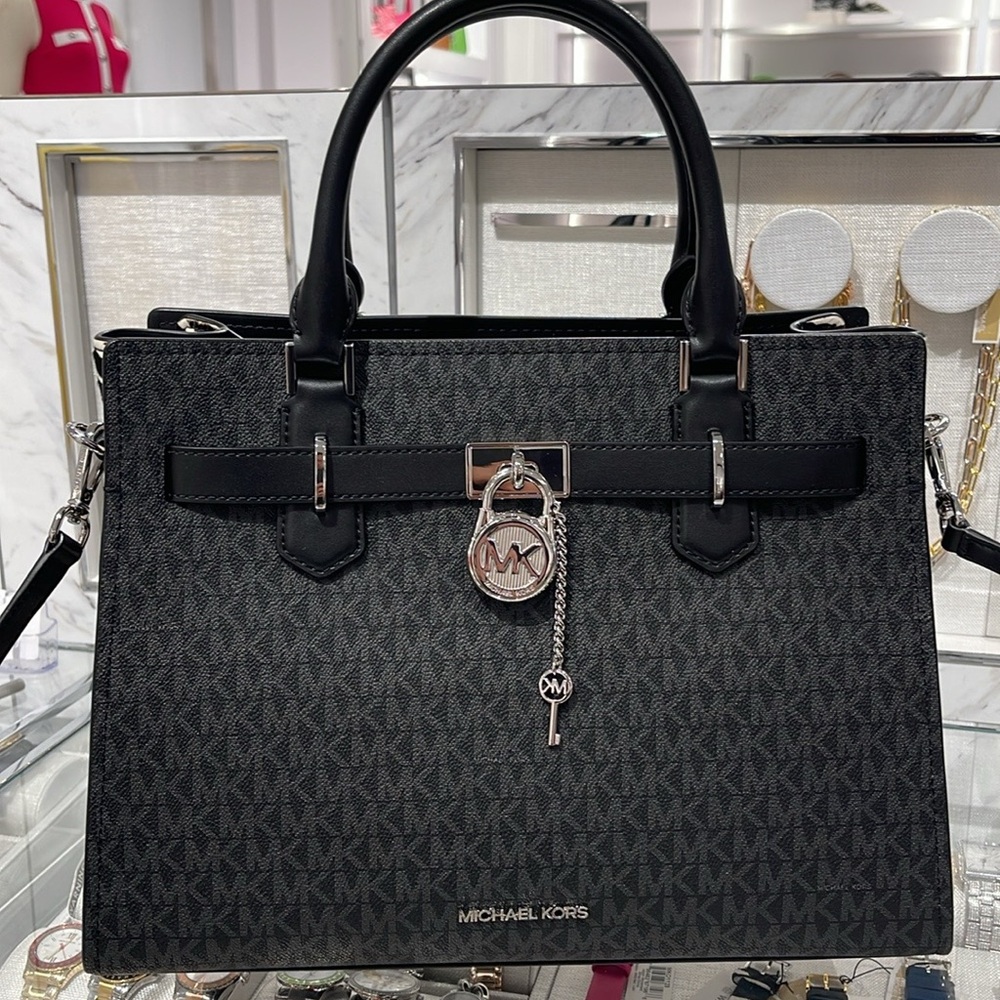Michael Kors Hamilton Medium Signature Logo Satchel
Black
NWT - Picture 11 of 16